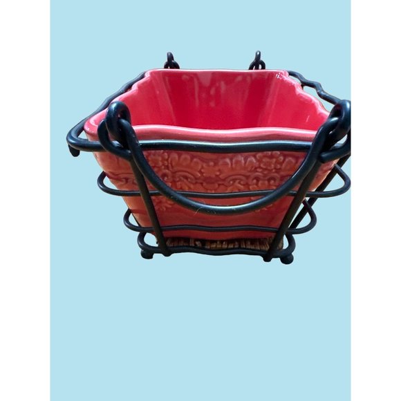 Temp-tations Temptations by Tara 1 Quart Casserole Dish Wire Basket Hot Plate - Picture 3 of 8